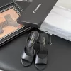 CH8201[8909]
