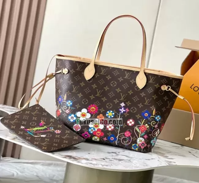 限定コラボ スーパーコピー ルイヴィトン 通販 × 村上隆 ネヴァーフル MM 商品 M13271